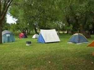 Camping del Complejo Recreativo Comunal. Club Independiente